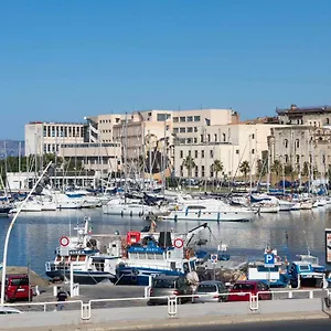 Appartamento Porto Antico La Cala, Palermo