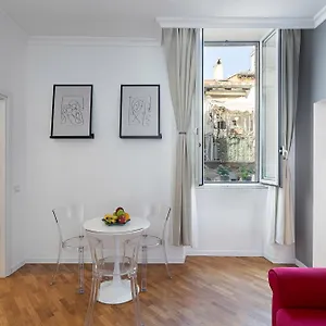  Appartamento Pantheon 57 -a Pearl Experience In The Heart Of Italia